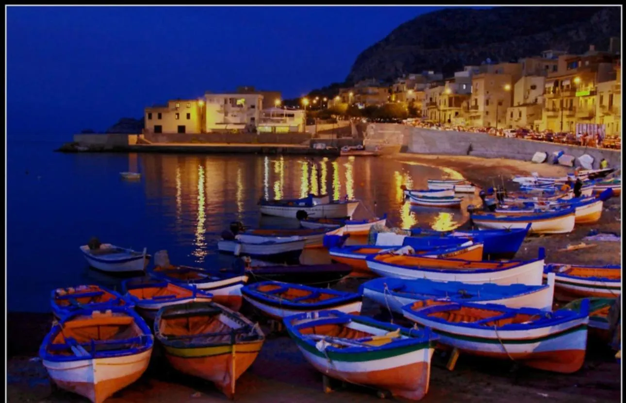 La Riva - Seashore Bagheria 0*,  Italy